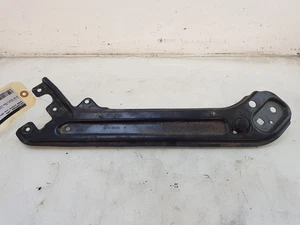 HEADLIGHT BRACKET LEFT Skoda Octavia Combi (NXAC) 2021 5E3806929B - Imagen 1 de 4