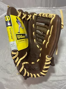 Wilson A800 Showtime Baseball Glove Size 12.5 - Picture 1 of 12