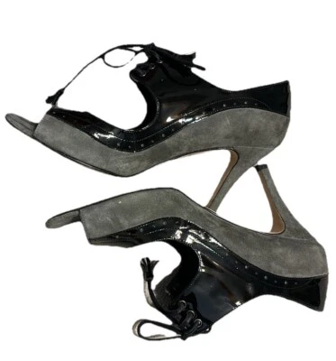 Vaneli Gray & Black Lace Up Peep Toe Style, Size 11 - Imagem 1 de 4