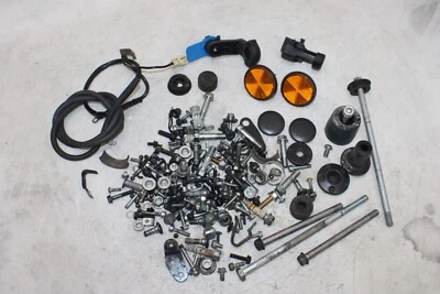 Kawasaki Ninja 300 Ex300B 2014 ABS OEM pernos de montaje del motor tornillos del motor Foto 1 de 4