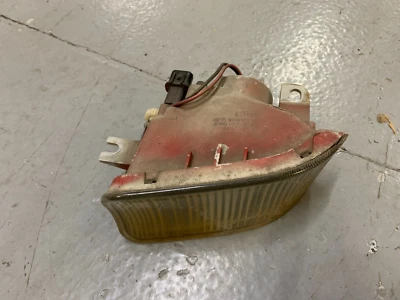 Conjunto de luces antiniebla laterales del conductor Dodge Stealth 91-93 Foto 1 de 3