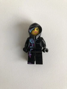 LEGO Movie Wyldstyle Mini Figure - With Hood - Picture 1 of 2