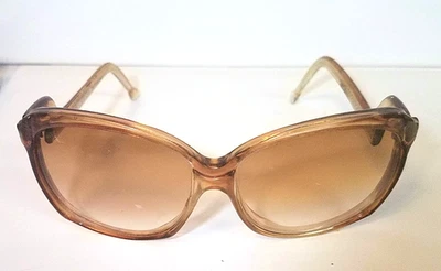 Óculos de sol vintage borboleta braço caído feminino década de 1970 década de 1980 armação marrom - Imagem 1 de 4