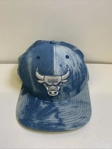 Chicago Bulls Men's Mitchell & Denim Effect Blue NBA Snapback Hat Cap - Picture 1 of 7