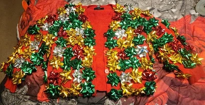 NUEVO CON ETIQUETAS LG NAVIDAD LAZO CÁRDIGAN SUÉTER ROJO FOREVER 21 GRANDE DIVERTIDO REGALO LAZOS FIESTA Foto 1 de 4