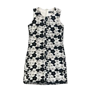 Karl Lagerfeld Paris Etuikleid 8 ärmellos weiß schwarz Blumen Mesh gefüttert - Bild 1 von 7
