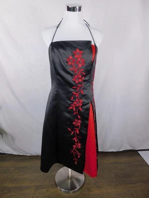 Vestido Morgan & Co Juniors 13/14 Negro Rojo Halter Bordado Floral Satén Baile de graduación Foto 1 de 4