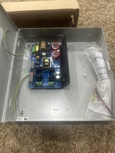 NEW Altronix eFlow102N16 Power Supply Charger, 16 PTC 12V DC, BC300 Enclosure - Picture 1 of 4