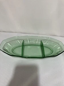 Fostoria Vaseline Green Divided Relish Dish Vintage - Picture 1 of 8