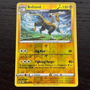 Boltund 075/202 Pokemon Sword & Shield Base Set Reverse Holo Rare Card NM - Foto 1 di 2
