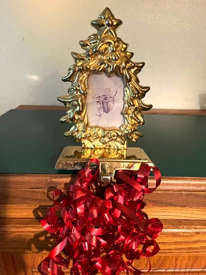 SOPORTE MEDIAS ÁRBOL NAVIDAD LATÓN CON MARCO DE FOTOS EN EL CENTRO Foto 1 de 4