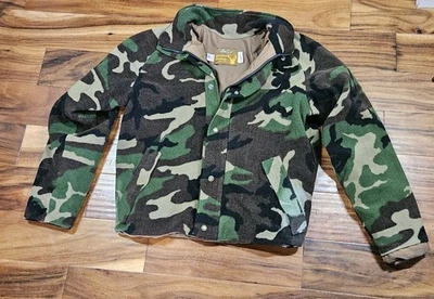 Vintage cabelas whitetail fleece goretex/thinsulate medium jacket  - Image 1 of 4