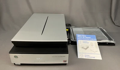 Epson Perfection V700 Photo Flatbed Scanner J221A High Resolution + Templates - Image 1 of 4
