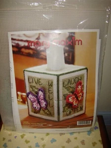 Mary Maxim Plastic Canvas Butterfly Tissue Box Cover - Picture 1 of 6