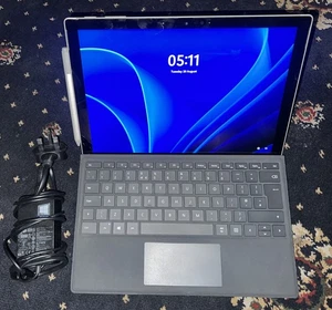 Microsoft Surface Pro 7 Desktop JN816JS WINDOWS 11 Pro i7 10th Gen 16GB 256GB - Picture 1 of 5
