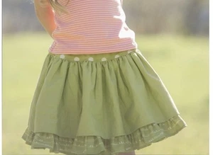 $68 Persnickety Girls Green Twirl Lily Skirt EUC Size 8 Ruffle Birds - Picture 1 of 6