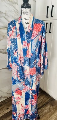 Natori Robe and Nightgown NWT 2 Piece Sleepwear Loungewear Floral Print XL - Image 1 of 4