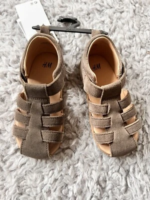 Sandalias de gamuza H&M bebé niño US 7,5 EUR 24 Foto 1 de 4