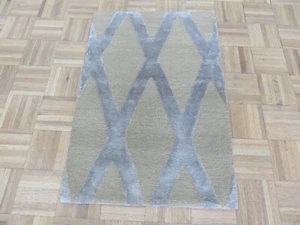 Alfombra oriental moderna beige anudada a mano 2 x 3 con seda G15421 - Imagen 1 de 7