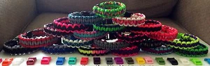 SURVIVAL PARACORD ARMBAND AUTHENTISCH 550 PARACORD ** SIE WÄHLEN FARBEN & GRÖSSE!!** - Bild 1 von 4