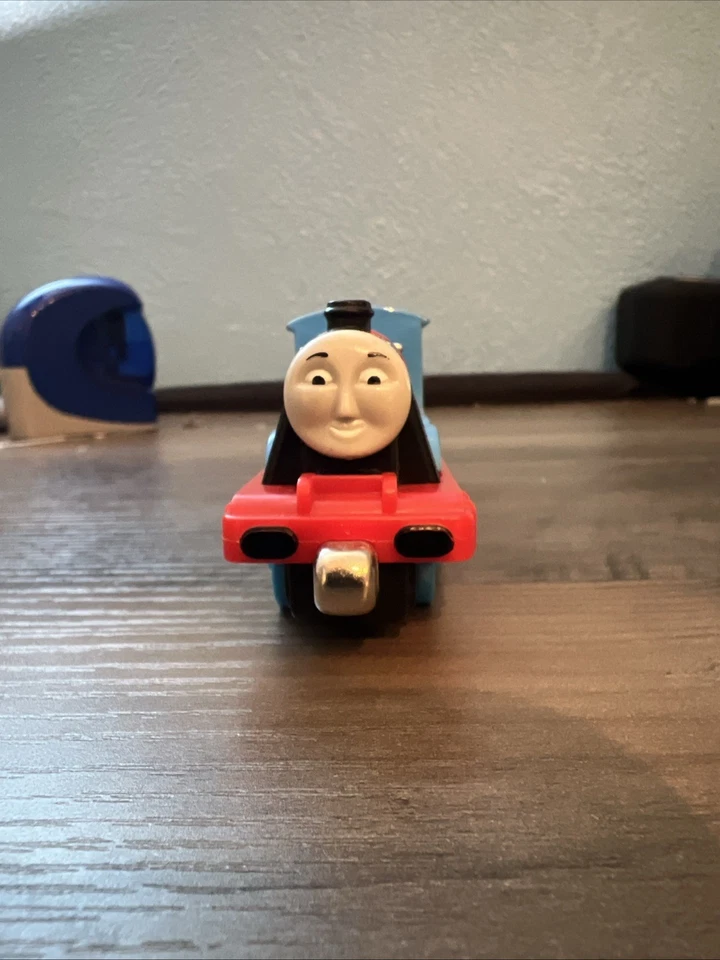 Thomas & Friends 2013 Take N Play Pull and Zoom Gordon trem de metal fundido - Imagem 1 de 4
