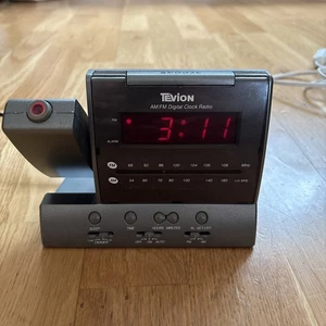 Tevion CR-105 Grey Snooze & Sleep Projection AM FM Digital Alarm Clock Radio - Picture 1 of 6