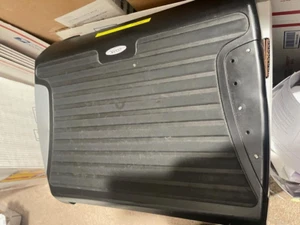SAFCO 2120BL Foot Rest Under Desk Black 15"L x 14"W x 5"H See missing gray(S) - Picture 1 of 8