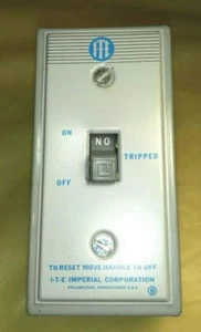 Motor de arranque manual de potencia fraccional C11T11 ITE 1 palanca Nema 1 nuevo en caja - Imagen 1 de 3