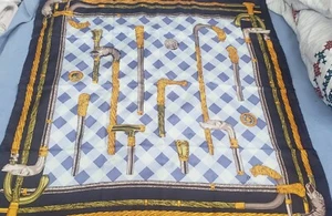 Pre-owned Annalisa Valli Animal Head Canes 100% Silk Scarf Made in Italy - Picture 1 of 5