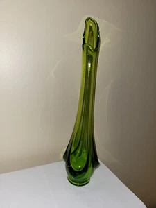 18" Avacado Green Viking Epic - Drape Vase - Swung - Hand Blown Glass  - Picture 1 of 12