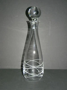 Vera Wang / Wedgwood "Blan Sur Blanc" Crystal Glass Decanter 14” Tall - Picture 1 of 9