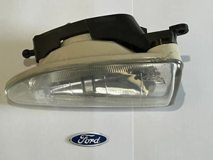 NEW GENUINE FORD FOCUS MK1 FOG LIGHT PASSENGER SIDE FRONT 1999-2005 XS4X-15201-A - Picture 1 of 8
