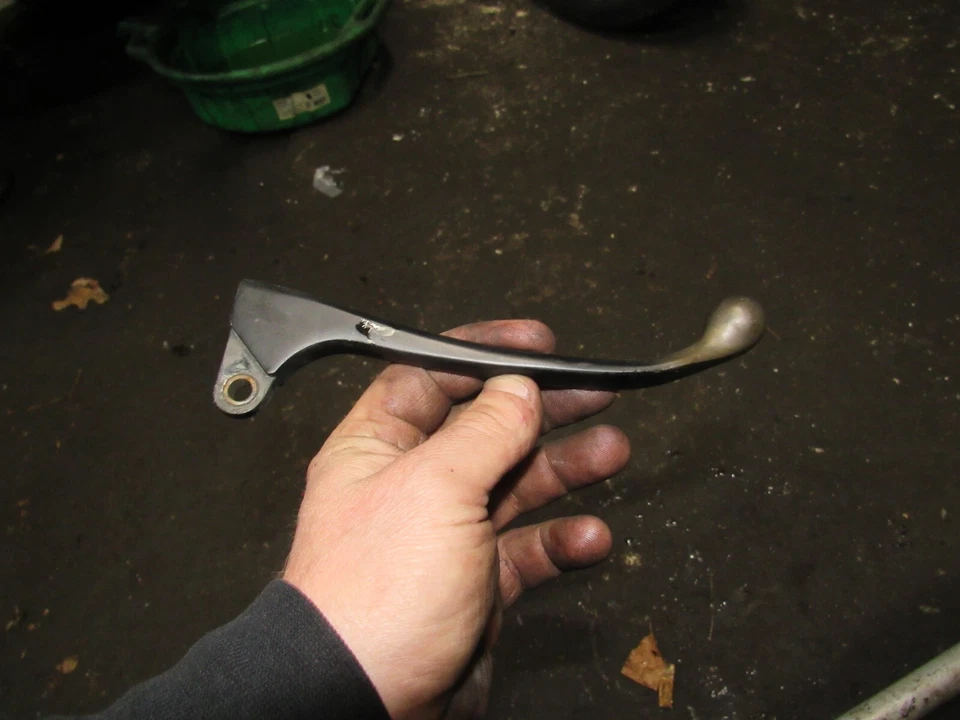 Honda CB250 1997 Nighthawk palanca de freno delantera Foto 1 de 1