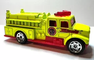 50th Anniversay 2001 Matchbox Neon Yellow International Pumper Loose Diecast - Picture 1 of 6