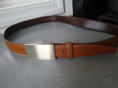 BONITA HEBILLA DOLCE & GABBANA CUERO GRANULADO MARRÓN TONO PLATEADO LOGO ITALIA 50/095 Foto 1 de 4