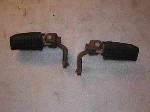 Yamaha YX 600 Radian Satz Fussrasten Fahrer Rasten Fahrerrasten footpegs - Bild 1 von 1