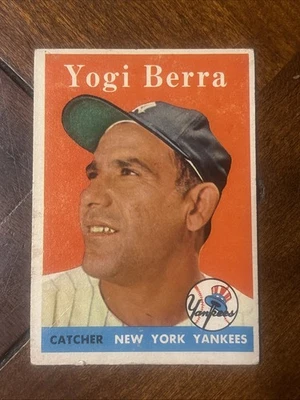 1958 Topps Baseball #370 Yogi Berra, Yankees de Nueva York, Salón de la fama Foto 1 de 2