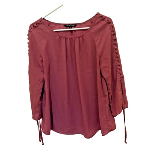 Zac & Rachel 3/4 length sleeve shirt with button and tie accents size Small - Picture 1 of 6