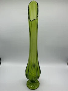 Vintage MCM LE Smith Avocado Green Glass 22" T Ribbed Footed Pedestal Swung Vase - Picture 1 of 16