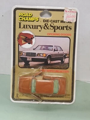 Road Champs Mercedes-Benz 6100 coche diecast deportivo y de lujo en tarjeta Foto 1 de 4