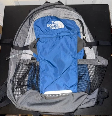 Mochila de viaje de senderismo gris azul The North Face Yavapai de colección Foto 1 de 4