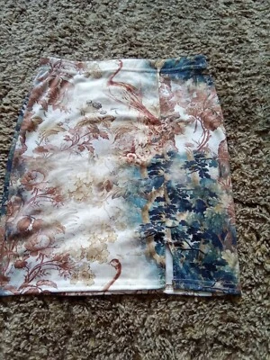 Pretty Little Thing Mini Skirt Size 8. Cream & Blue Renaissance Print.  Jersey  - Image 1 of 4