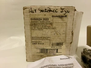 Honeywell SV9502H2522 Gas Valve NEW in Box - Picture 1 of 5