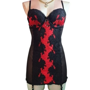 victoria’s secret Y2K red black lace fitted stretch teddy garters size 34B - Picture 1 of 7