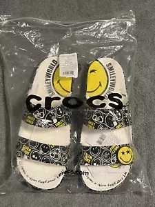 Sandalias Crocs Smiley World para hombre talla 11/para mujer talla 13 NUEVAS CON ETIQUETAS RARAS - Imagen 1 de 6