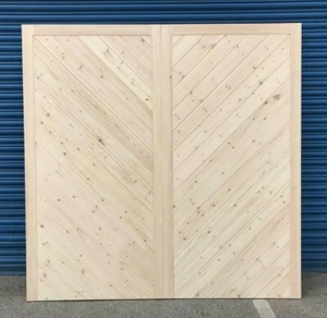 Type 2 Wooden Chevron Side hung Timber Pair of Heavy Duty Garage Doors Softwood - Picture 1 of 4