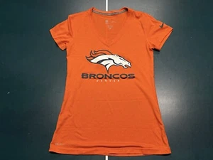 Camisa de manga corta para mujer Denver Broncos NFL Nike Dri Fit talla XS - Imagen 1 de 3