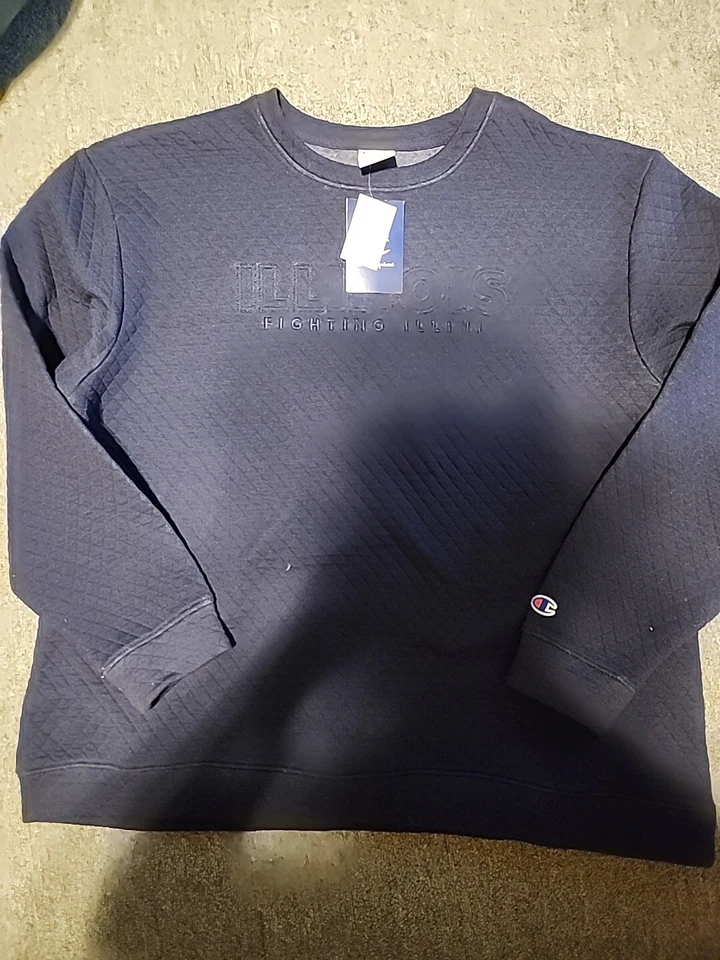 Quilted Navy Blue ILLINOIS FIGHTING ILLNI CHAMPION SWEATSHIRT