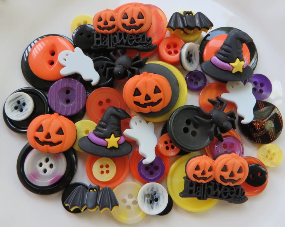 Lot of 50 Buttons - (Novelty, Shank, 2 and 4-Hole) HALLOWEEN #42 - Image 1 of 1