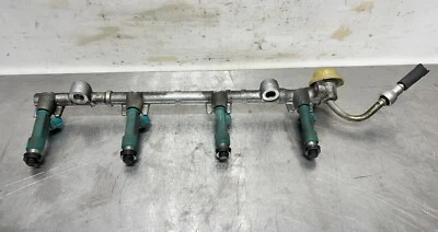 Carril de combustible SCION TC 2005-2010 2,4 L con inyectores OEM Foto 1 de 4